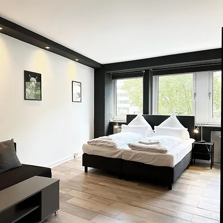 Blk * Dusseldorf